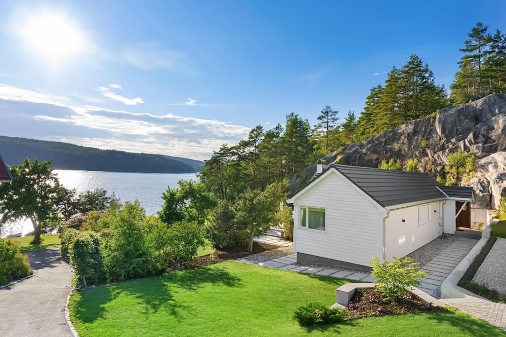 Sommerhus Ved Iddefjorden Халден Экстерьер фото